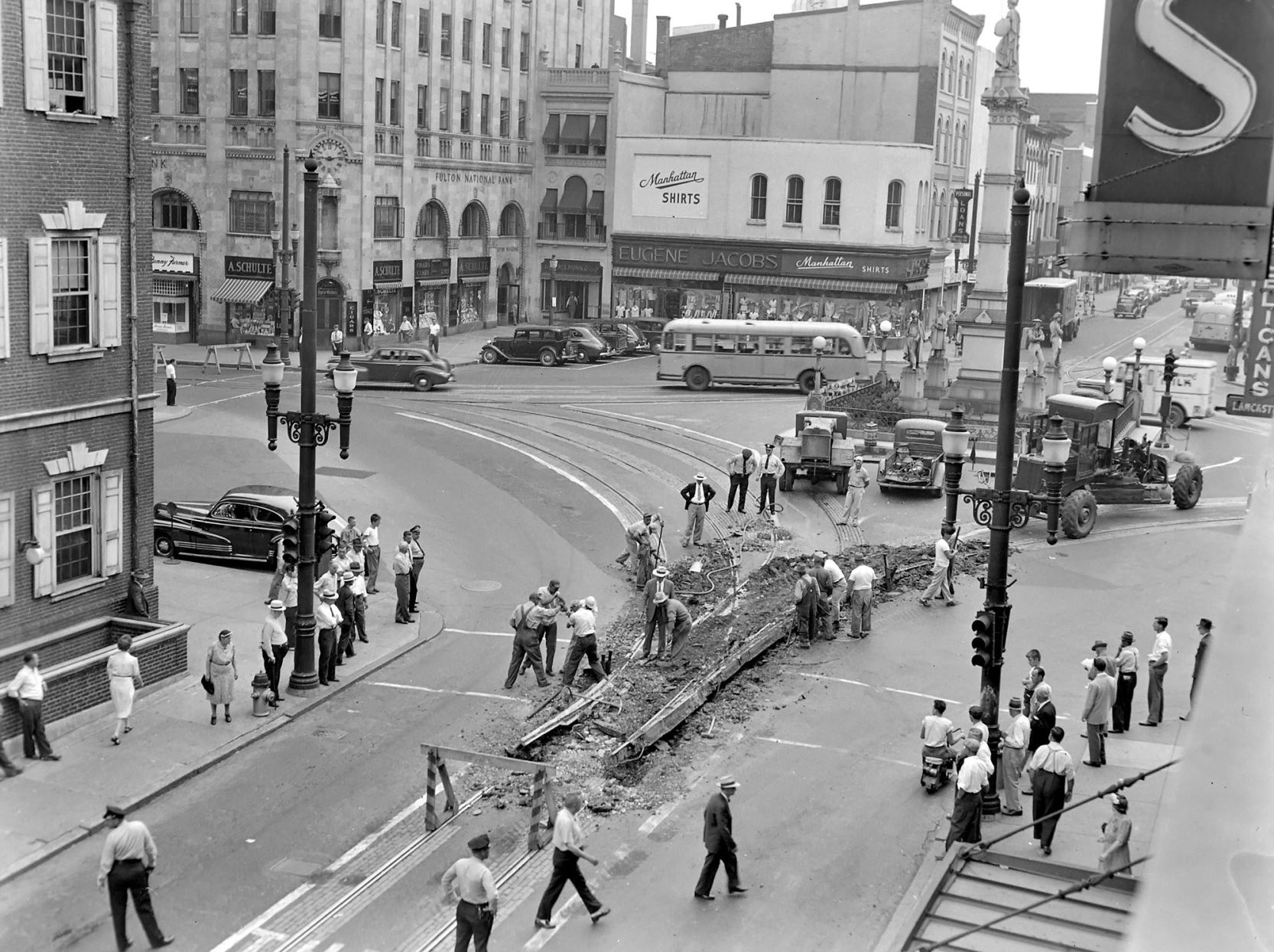 Trolley track removal, 1947